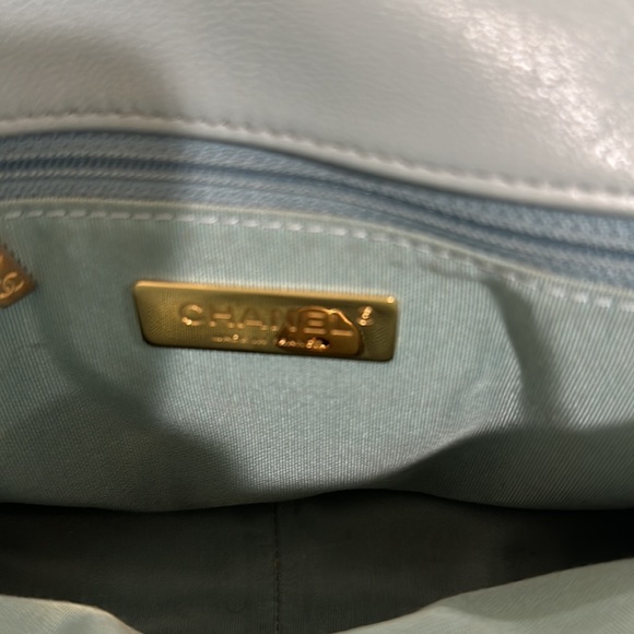 Chanel Lambskin Quilted Large Chanel 19 Flap Light Blue - Picture 9 of 9